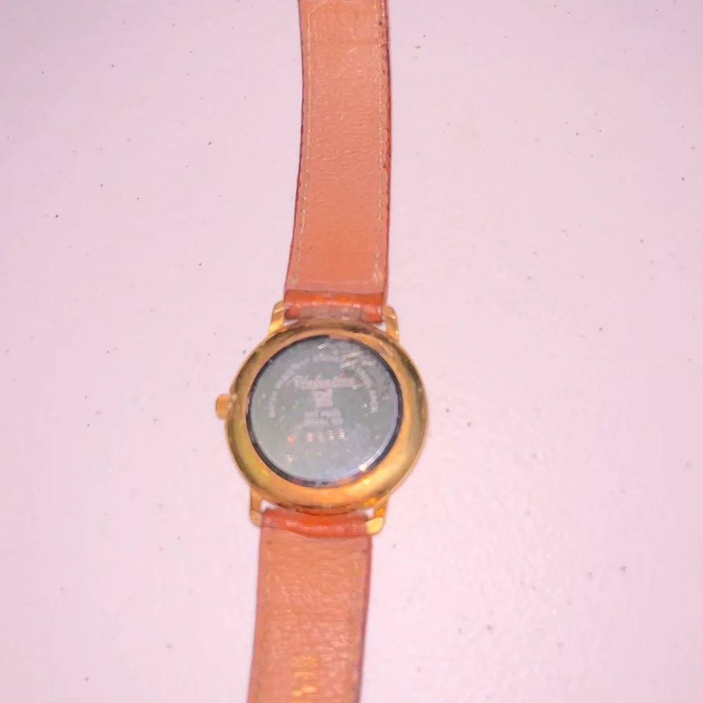 Vintage Valentino Genuine Leather Ladies Analog Watch